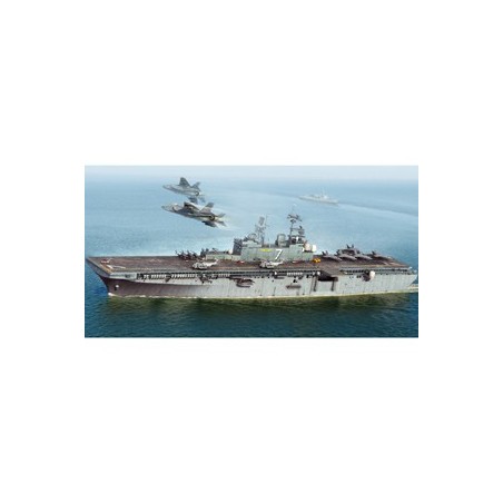 Kit modello USS Iwo Jima LHD-7