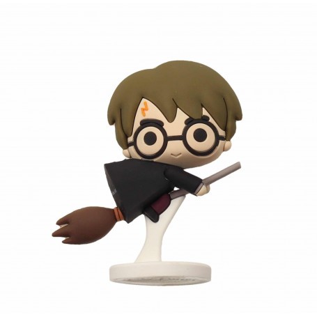 Figurina Harry Potter: mini figura di gomma - Harry con mantello nero su Nimbus